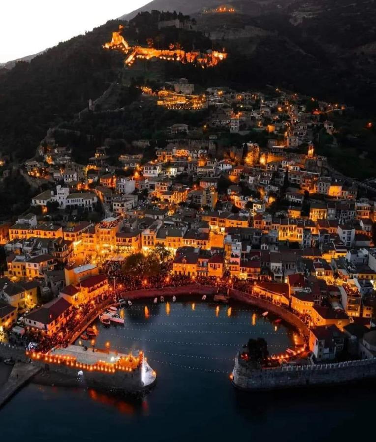 Nafpaktos-Luxury Suite エクステリア 写真